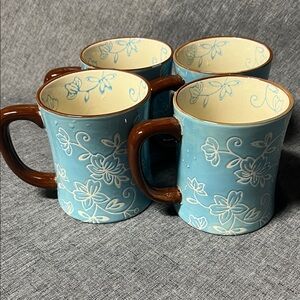Temp-Tations Floral Lace Blue and Brown Floral Mugs